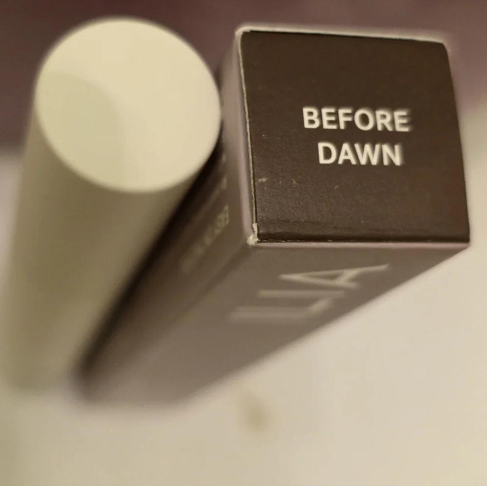 Ilia Limitless Lash Lengthening Clean Mascara Before Dawn/ BROWN. BNIB